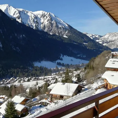 Snug In Near Ski Area * Châtel